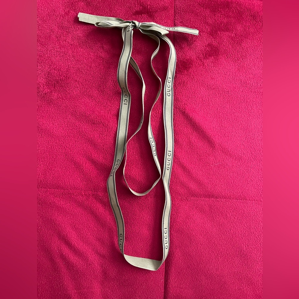 Gucci Ribbon - Picture 2 of 5